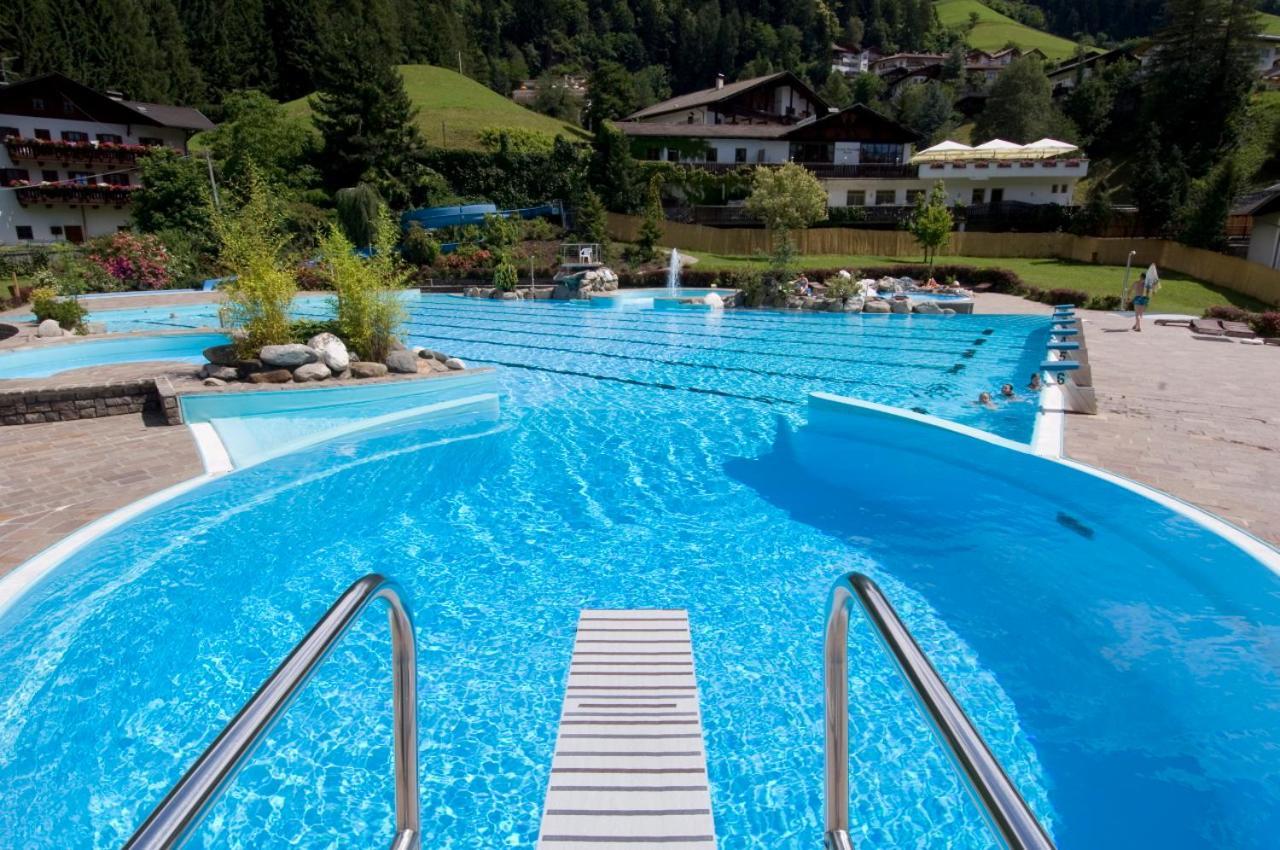 Apartments Hubertus Bei Meran سان ليوناردو إن باسيريا المظهر الخارجي الصورة